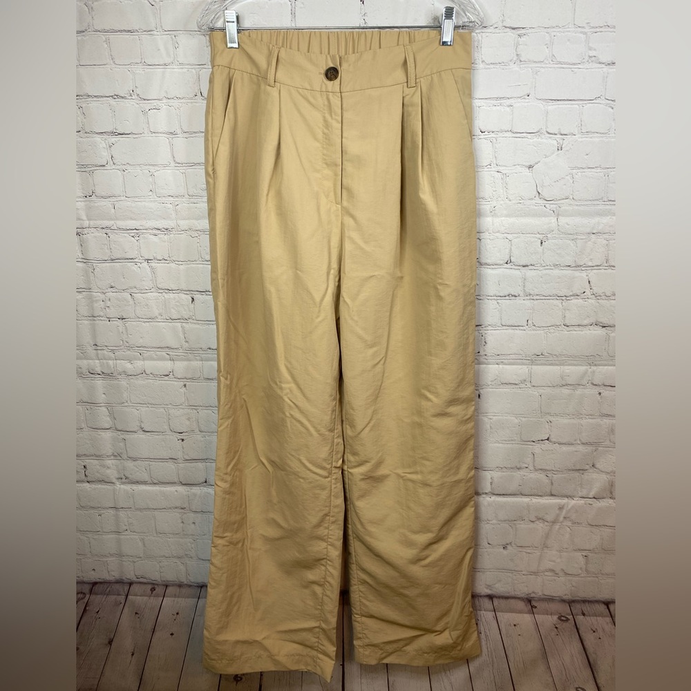Topshop NWTO! nylon wide leg tan pants women’s size 10